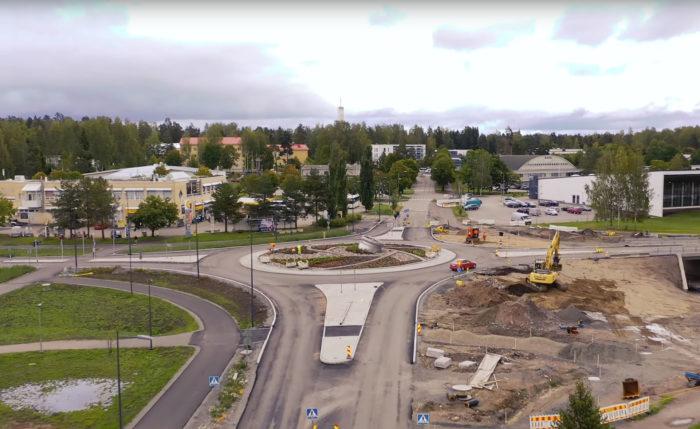 Rajamäen kiertoliittymän rakennustyö