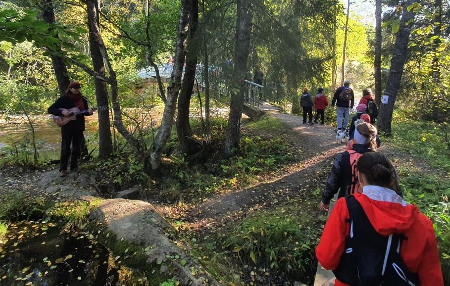 Seitsemän veljeksen vaellus Myllykoskella