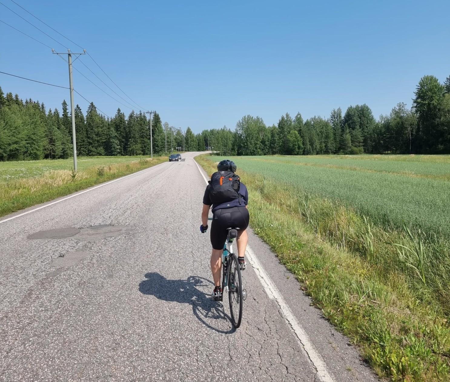 Seitsemän veljeksen pyöräreitti, Uusikylä, maantiepyörä